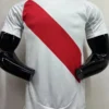 Camiseta de fútbol de la selección de Perú 24-25 en versión local