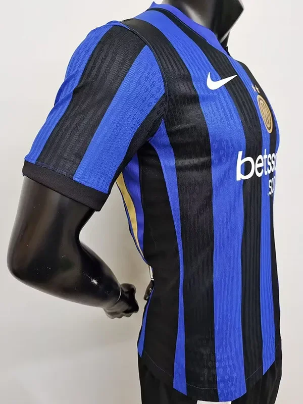 Camiseta de fútbol Internazionale Milan de la versión local del jugador 24-25