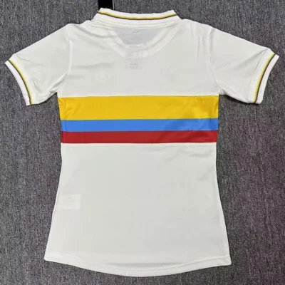 "¡Celebra el Centenario del Fútbol Femenino en Colombia con la Nueva Camiseta del 100 Aniversario!"